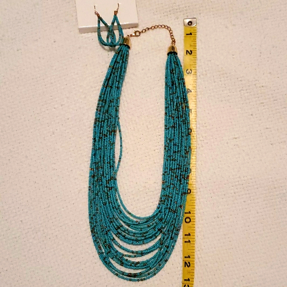 ❤ 4 /$20 NWOT turquoise beaded necklace & earrings
